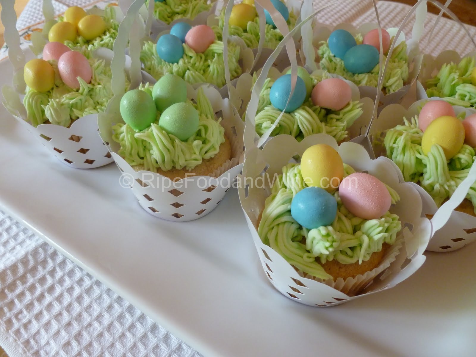 Meringue Buttercream and Happy Easter!