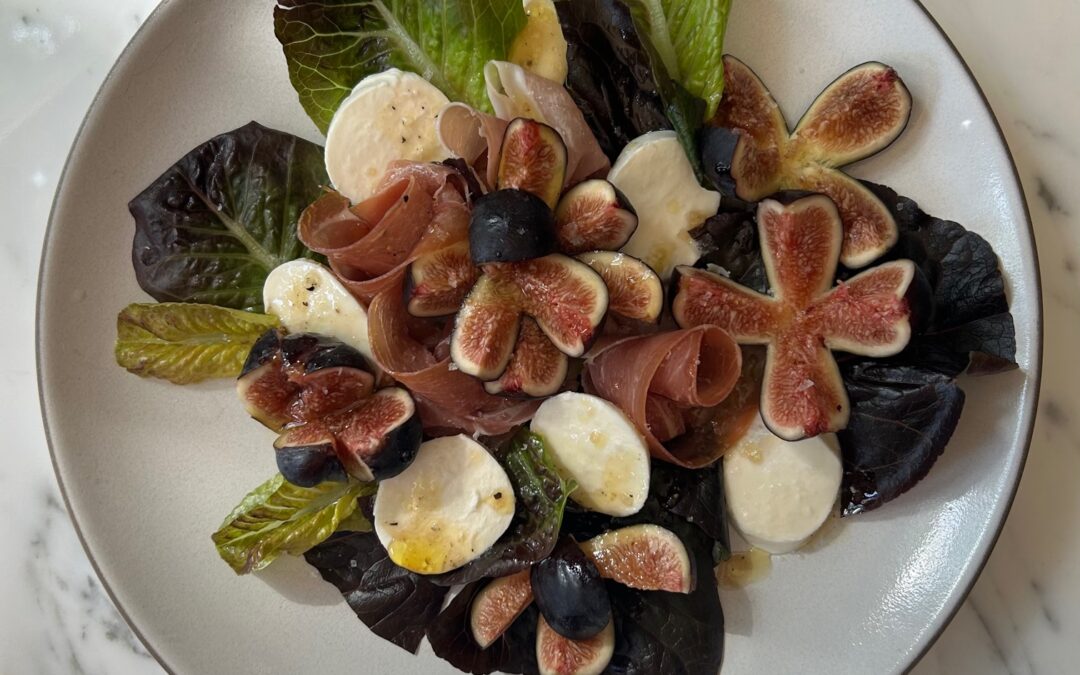 Fig and Prosciutto Salad with Honey Vinaigrette