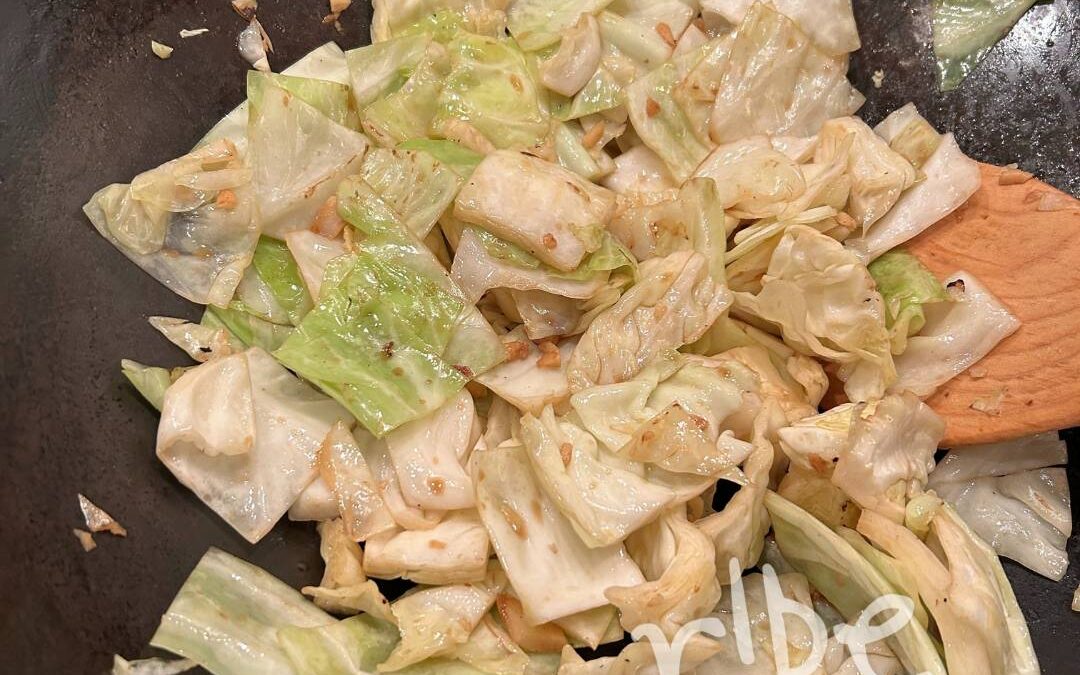 Stir-Fried Cabbage with Fish Sauce